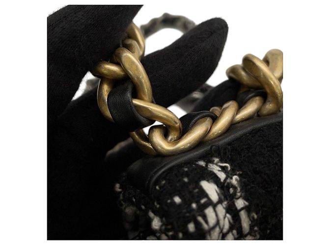 Timeless Borsa a Spalla con Catena Chanel CHANEL19 Nero Bianco - vista 13