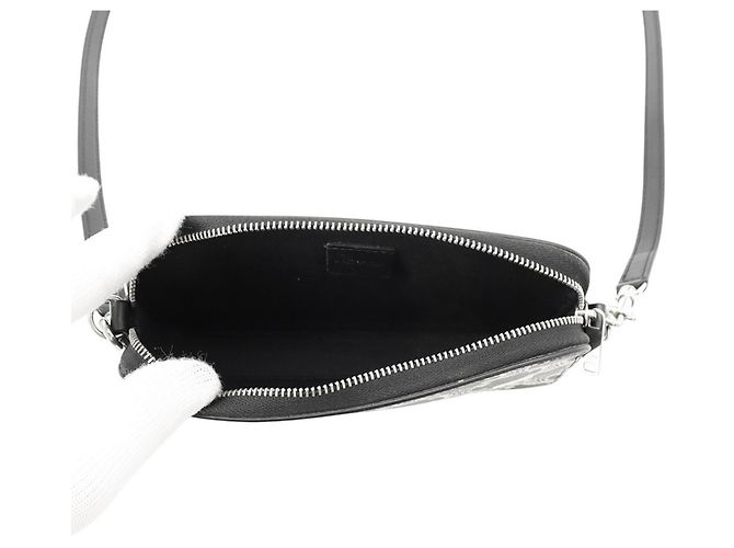 Céline Borsa a tracolla orizzontale in pelle Celine Triomphe Nero - vista 5