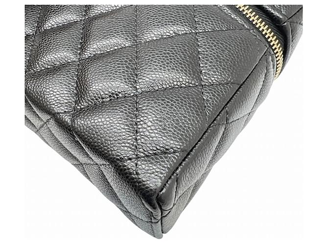 Vanity Beauty Case Chanel Matelassé Chain Nero - vista 5