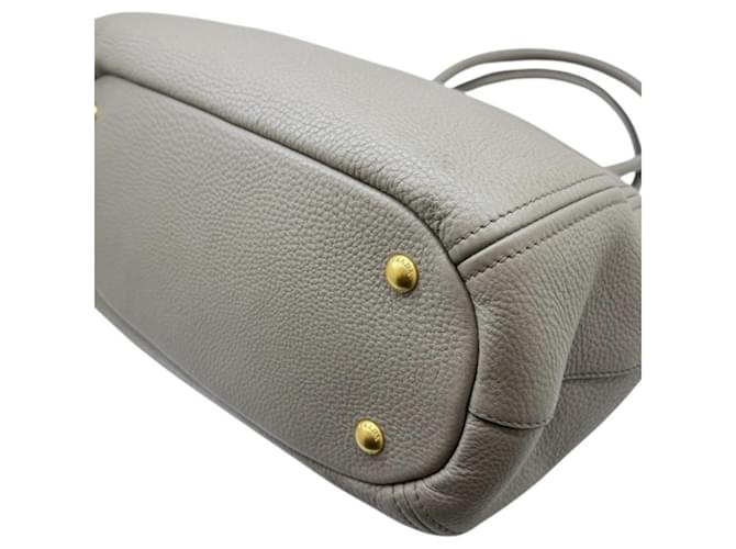 Borsa a mano in pelle Vitello Phoenix PRADA Grigio - vista 6