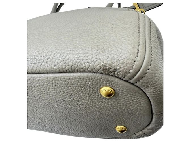 Borsa a mano in pelle Vitello Phoenix PRADA Grigio - vista 7