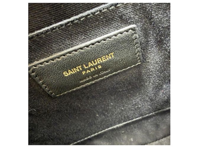 Bolsa de ombro Lou Camera em couro acolchoado Saint Laurent Verde - vista 11