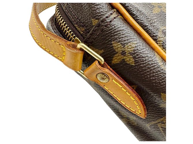 Borsa a Spalla Louis Vuitton Trocadero 27 Marrone - vista 10