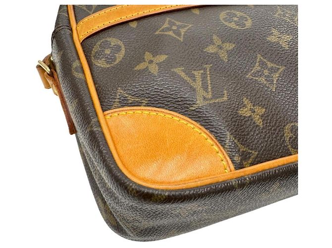Borsa a Spalla Louis Vuitton Trocadero 27 Marrone - vista 6