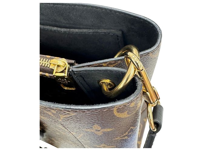 Borsa a tracolla Louis Vuitton M43550 Flower Tote Monogram Marrone Nero - vista 10