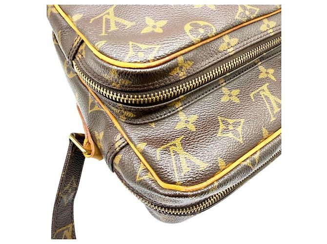 Borsa a Spalla Louis Vuitton Monogram Nile Brown Marrone - vista 14