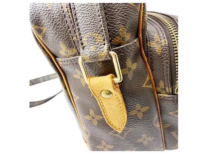 Borsa a Spalla Louis Vuitton Monogram Nile Brown Marrone - vista 9