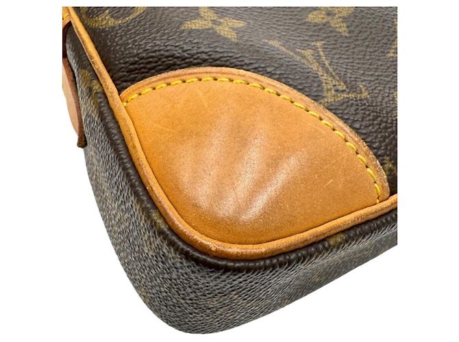 Clutch Louis Vuitton Marly Dragonne Monogram Marrone - vista 8