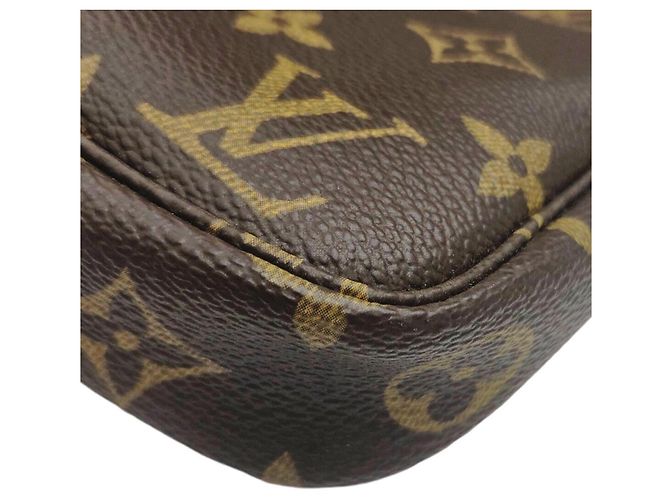Borsa Louis Vuitton Monogram Pochette Accessoires Marrone - vista 6