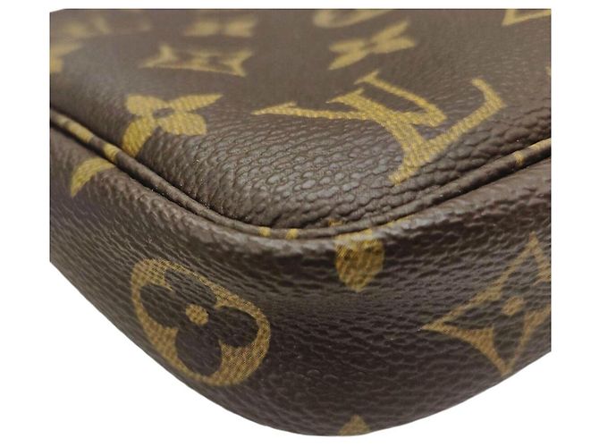 Borsa Louis Vuitton Monogram Pochette Accessoires Marrone - vista 7
