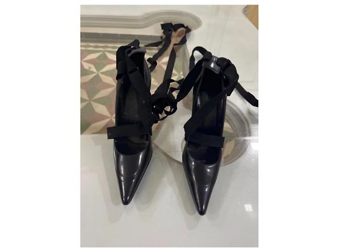 Décolleté con lacci Gucci di Tom Ford in pelle nera Nero - vista 4
