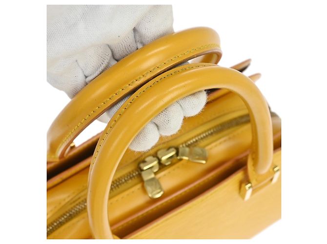 Louis Vuitton Pont Neuf Epi MM Giallo - vista 6