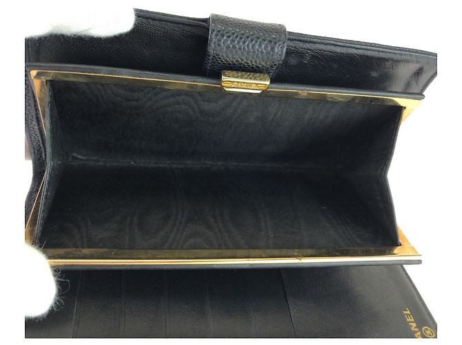 Portafoglio bi-fold in pelle nera Chanel Nero - vista 9