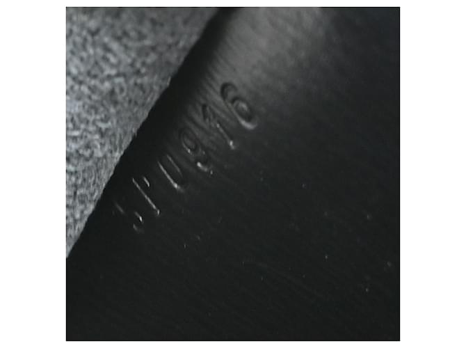 Louis Vuitton Cluny Epi Leather medium Nero - vista 5
