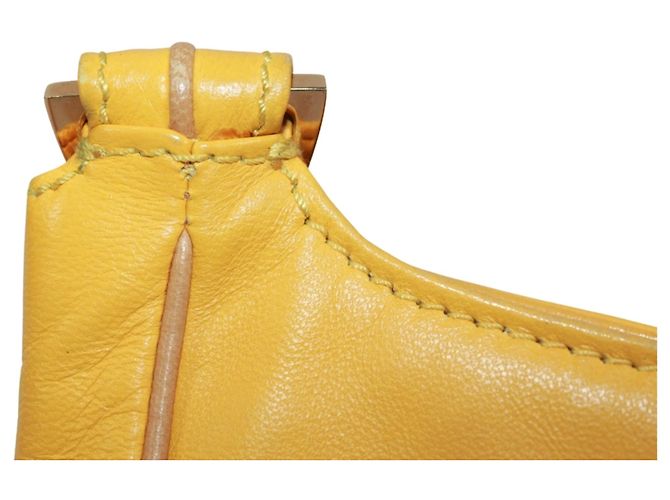 Borsa a una spalla Loewe Anagram Giallo - vista 17