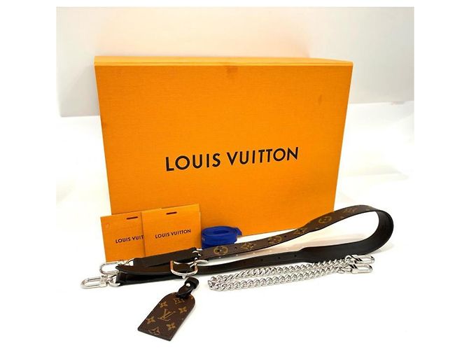 Borsa a tracolla Louis Vuitton Carryall Cargo Vibe PM Nero - vista 10