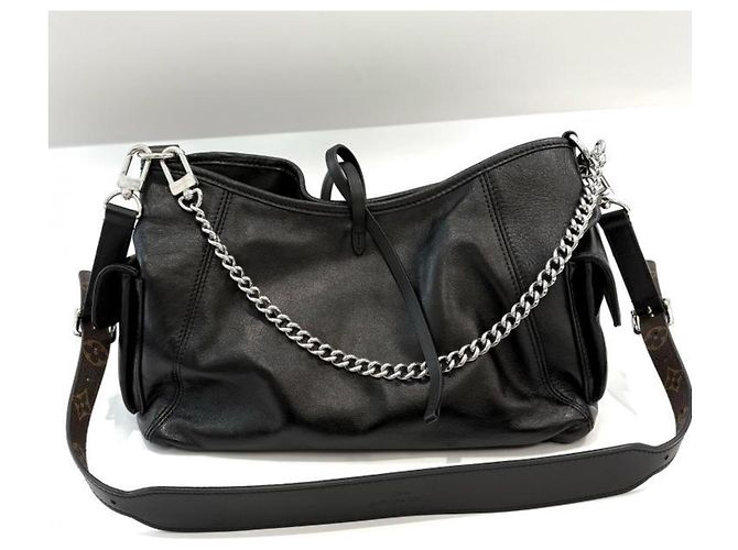 Borsa a tracolla Louis Vuitton Carryall Cargo Vibe PM Nero - vista 2