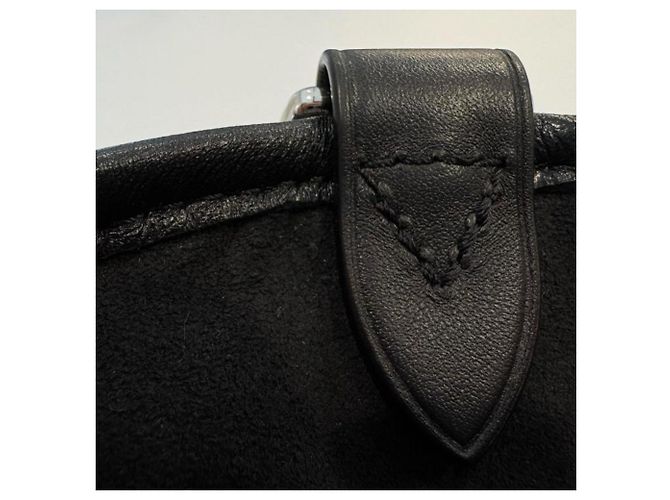 Borsa a tracolla Louis Vuitton Carryall Cargo Vibe PM Nero - vista 9