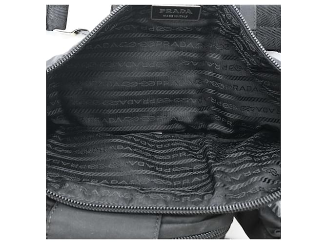Borsa a tracolla in nylon nero Prada - vista 7