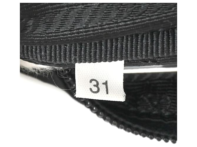 Borsa a tracolla in nylon nero Prada - vista 9