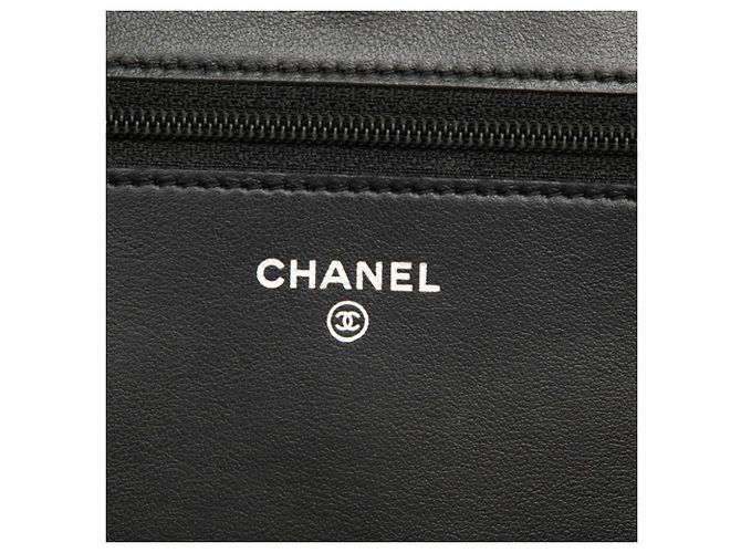 Borsa a tracolla Chanel Coco Mark Matelassé Boy Chain Wallet Nero - vista 5