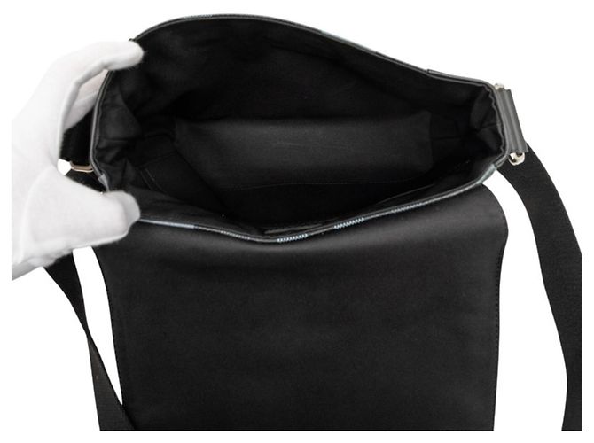 Borsa a tracolla Louis Vuitton Damier Graphite Pixel District PM Marrone Nero - vista 6