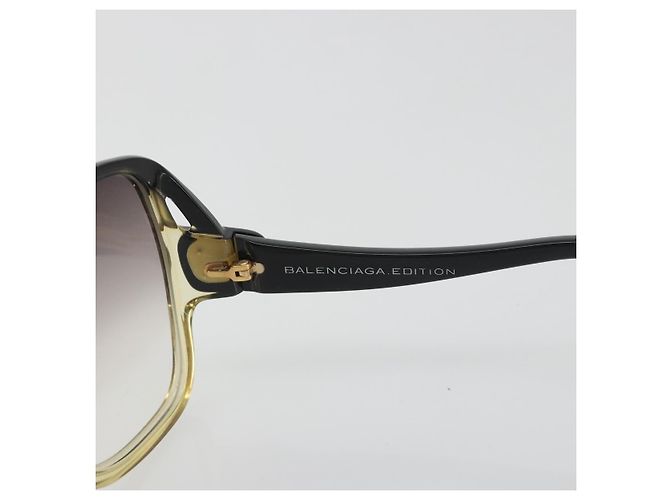 Occhiali da sole BALENCIAGA in plastica nero e oro Auth BA14253A D'oro - vista 9