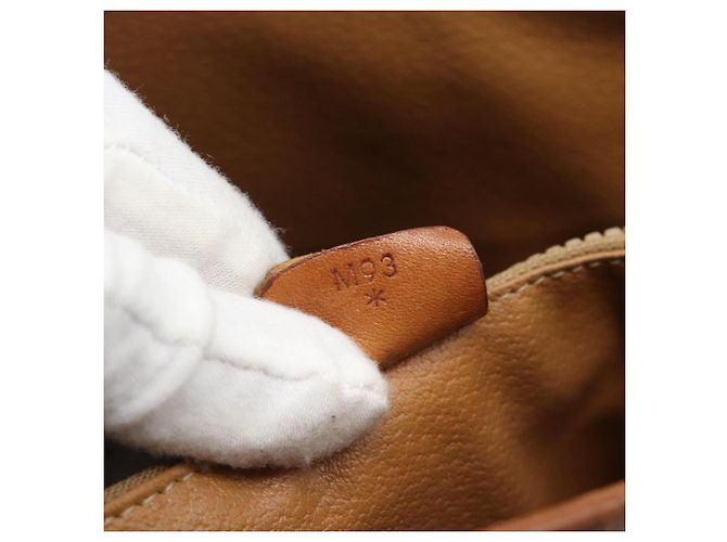 Céline Bolsa Tote CELINE Macadam em PVC e couro marrom com detalhes dourados Auth BA14737 - vista 22