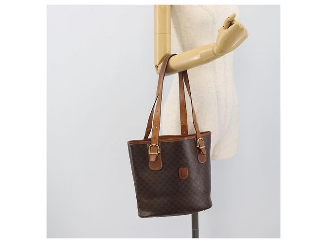 Céline Bolsa Tote CELINE Macadam em PVC e couro marrom com detalhes dourados Auth BA14737 - vista 23