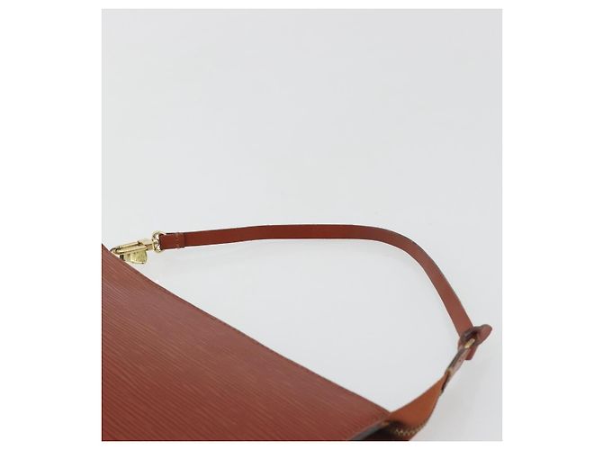 LOUIS VUITTON Epi Pochette Accessoires Cartera Marrón M52953 LV Auth 193411 Castaño - vista 8