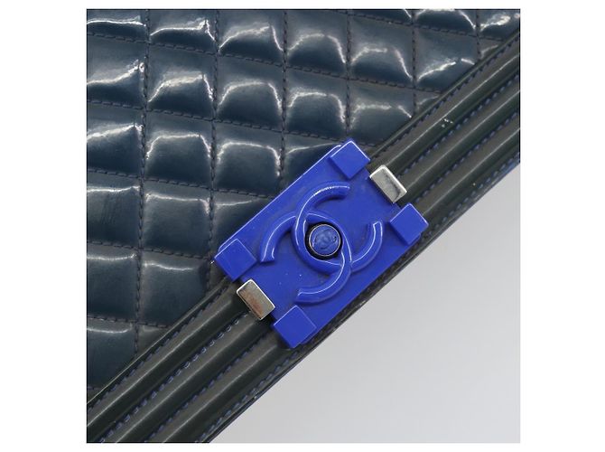 CHANEL Matelasse Boy Chanel Chain Bag Patent Leather Blue Silver CC Auth 193914 Plata Azul - vista 14