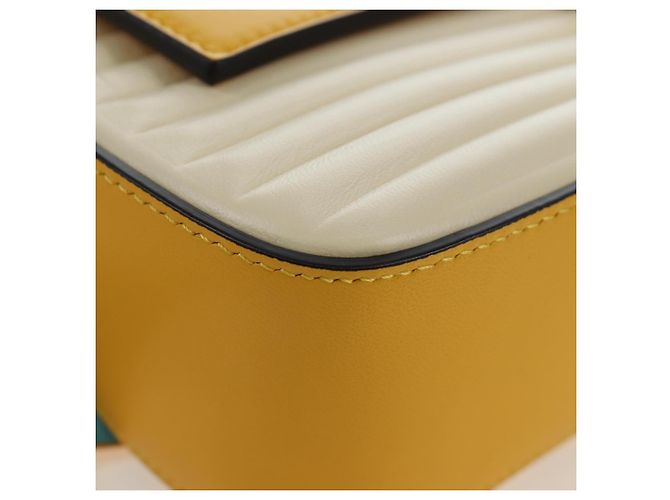 FENDI x FRGMT x POKEMON Dragonite Mamma Baguette Gialla 8BR600 Auth 167467SM Giallo - vista 13