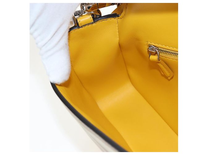 FENDI x FRGMT x POKEMON Dragonite Mamma Baguette Gialla 8BR600 Auth 167467SM Giallo - vista 28