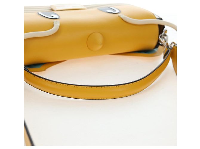 FENDI x FRGMT x POKEMON Dragonite Mamma Baguette Gialla 8BR600 Auth 167467SM Giallo - vista 8
