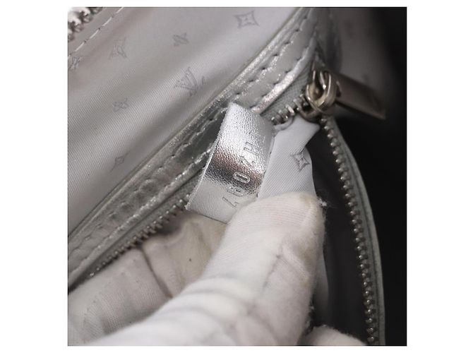 LOUIS VUITTON Borsa Suhari Lockit PM Silver M95541 LV Auth BA14097V Argento - vista 11