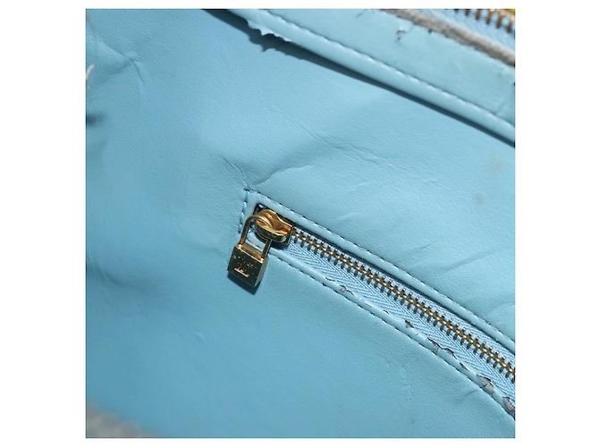 LOUIS VUITTON Borsa Monogram Vernis Houston Baby Blue M91005 LV Auth 193343 Blu chiaro - vista 24