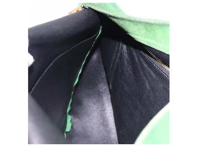 Céline Borsa a Spalla con Catena CELINE in Scamosciato Verde e Oro Autentica 193356A D'oro - vista 17