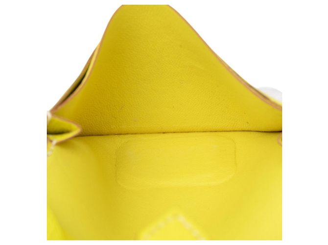 Tarjetero bi-fold Hermès Bearn Amarillo - vista 5