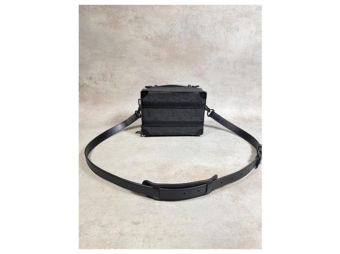 Louis Vuitton Handle Soft Trunk Monogram Taurillon Nero - vista 12