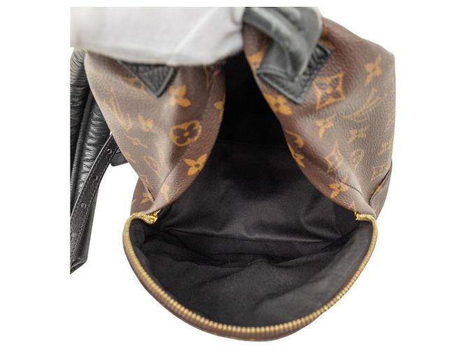 Zaino Louis Vuitton Monogram Reverse Palm Springs Marrone - vista 5