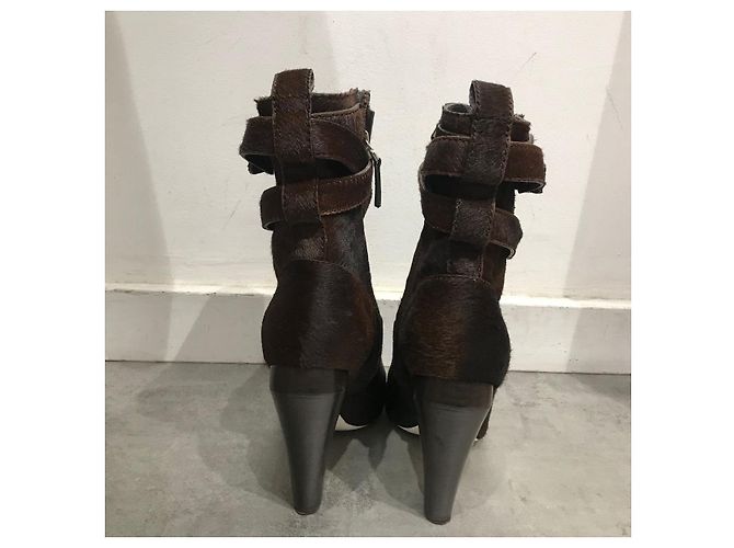 Botas Fendi de piel de becerro marrón Talla 39 Castaño - vista 5