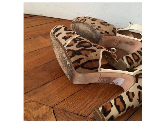 Scarpe Alessandro Dell'Acqua Leopard T.40 Beige - vista 5