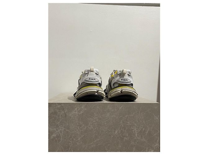Sneakers Balenciaga Track T.36 Grigio - vista 4