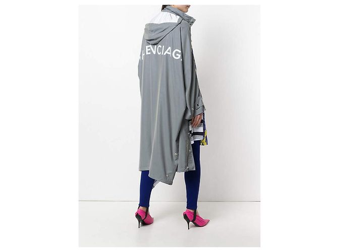 Balenciaga Regenjacke grau Gr. 34 Neu - Ansicht 3