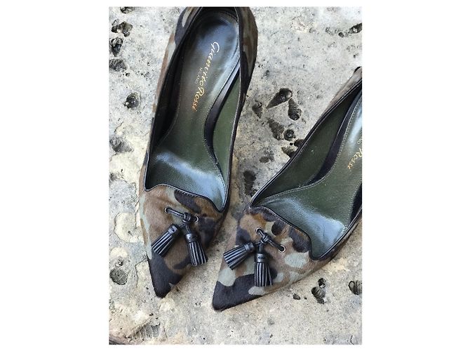 Décolleté Gianvito Rossi camouflage T.35,5 Cachi - vista 3