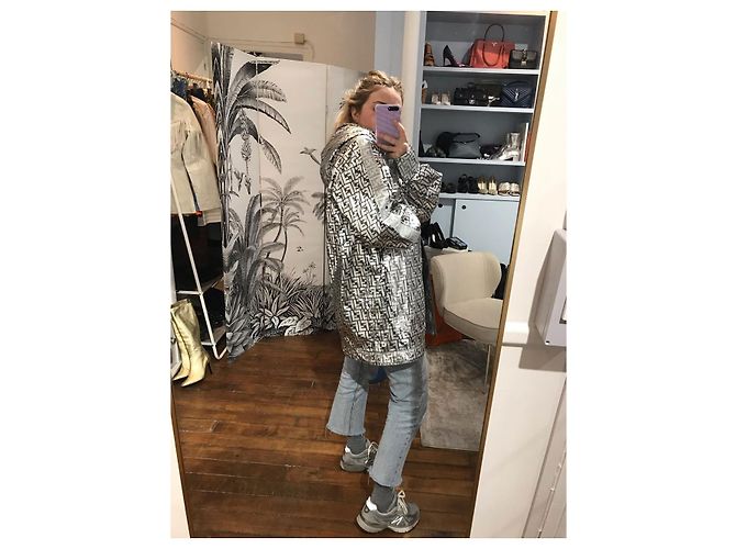Fendi Jacke silber Gr. 40 Neu - Ansicht 9