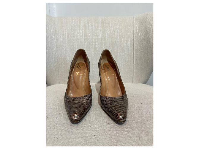 Décolleté Yves Saint Laurent marrone T.35,5 - vista 2