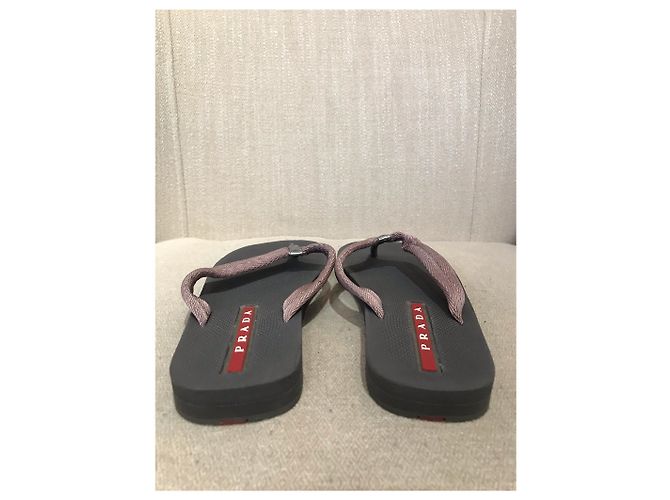 Prada Flip Flops aus Stoff Grau Größe 35 - Ansicht 5