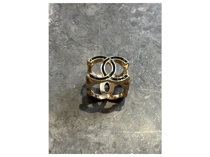 Chanel CC Logo Ring Gold und Schwarze Harz Größe 53 Golden - Ansicht 5