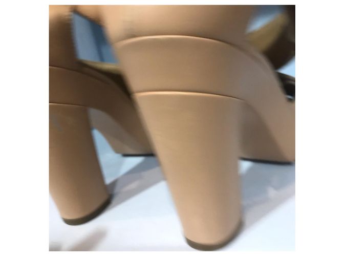 Hermès Sandali Hermes beige T.36,5 - vista 4